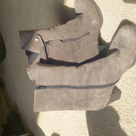 Gabor Women's Grey Boots - Picture 1 of 5